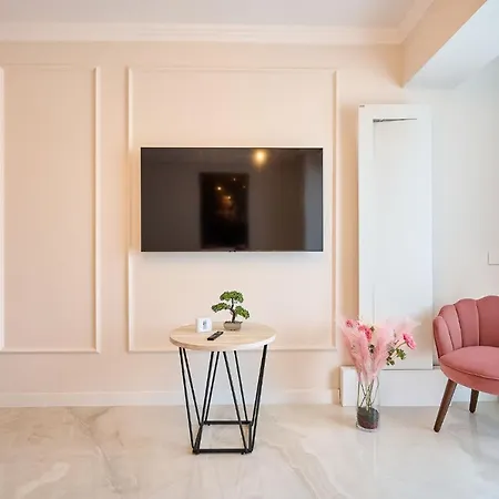 Wave N' Sea In Infinity - Parking