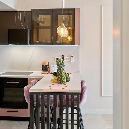 Wave N' Sea In Infinity - Parking *