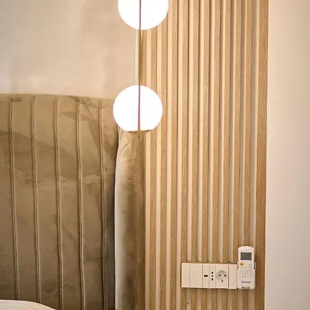 Wave N' Sea In Infinity - Parking * Mamaia