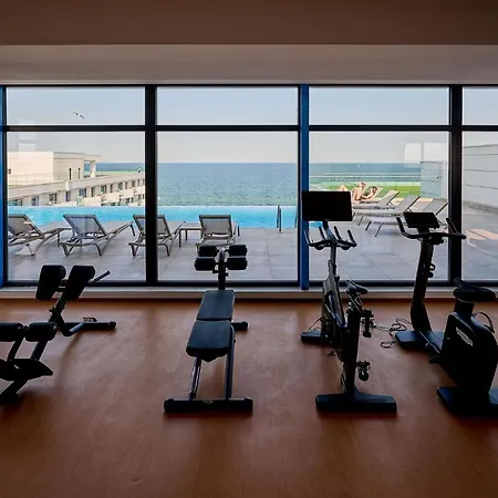 Wave N' Sea In Infinity - Parking